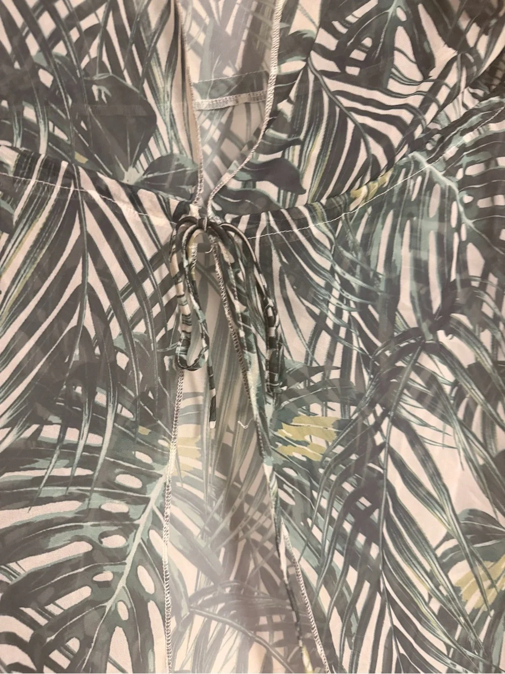 Cupshe Tropical Leaf Print Pom Pom Cover-Up Kimono